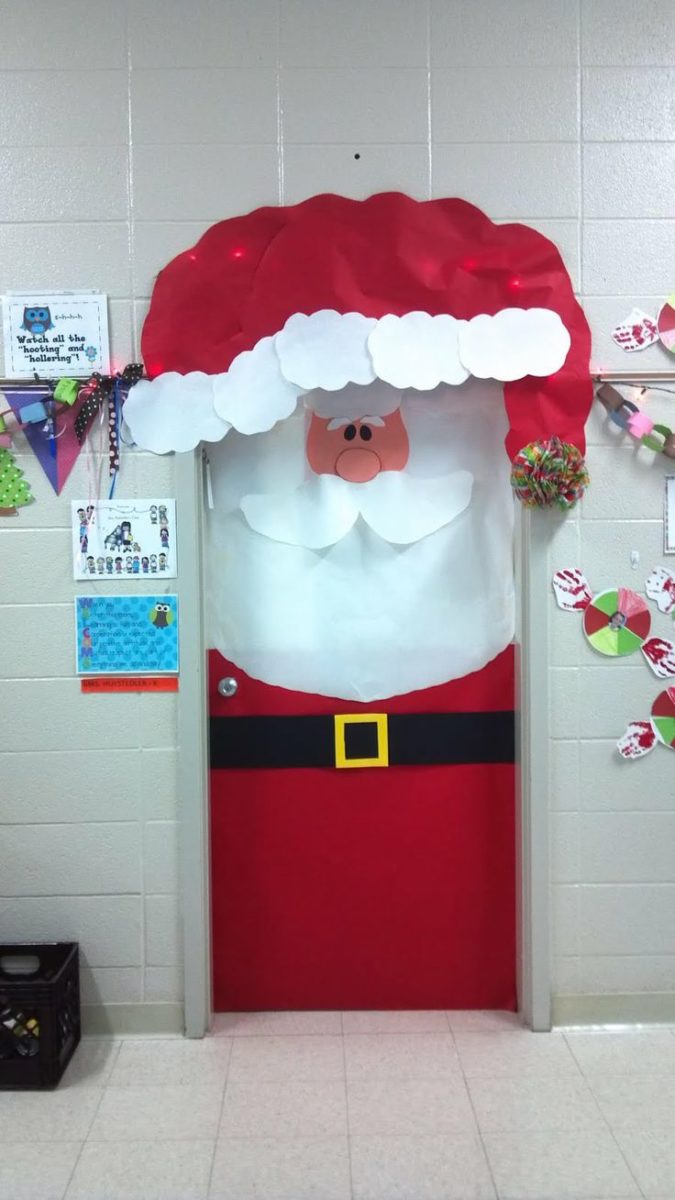 Natale: idee per decorare la porta della tua sezione