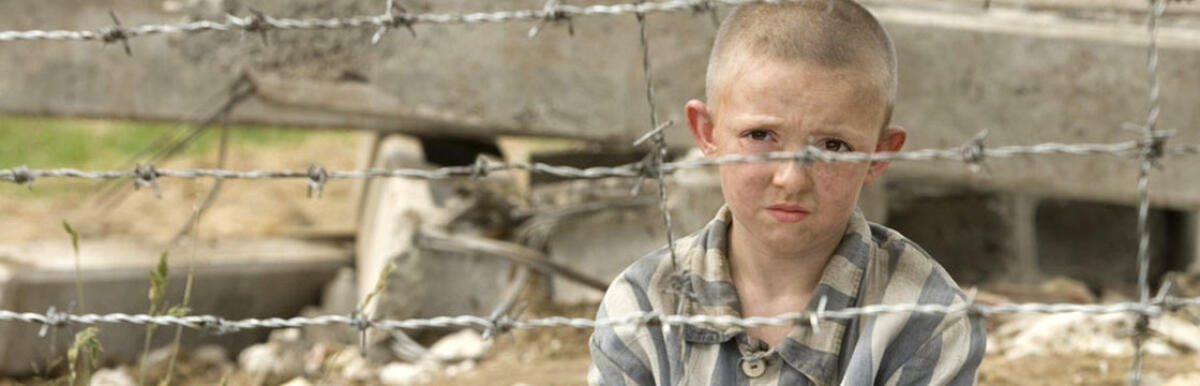 Il bambino con il pigiama a righe - dialogo fra Bruno e Shmuel - 