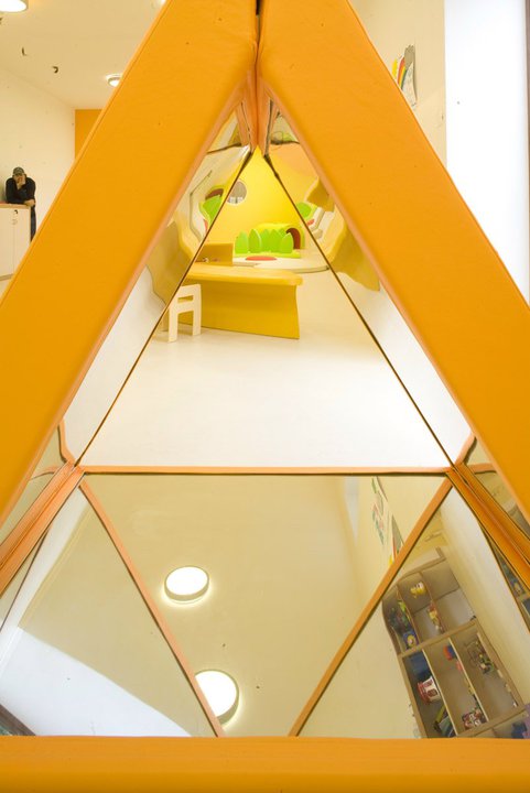 Arredamento ISAFF presso la scuola dell'infanzia Little England di Brescia