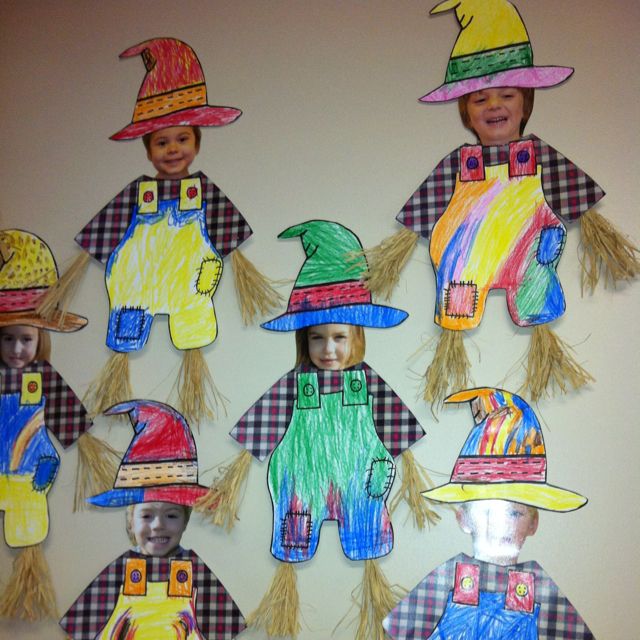foto-decorare-aula-pannello-scuola-autunno