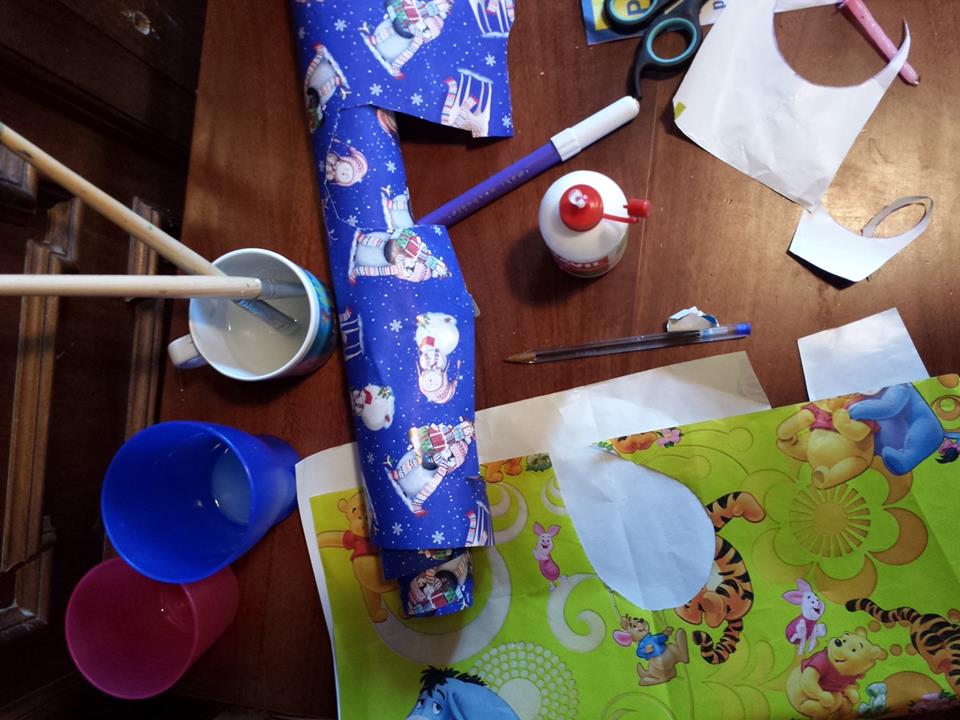 Decorazioni di Natale con materiale di recupero