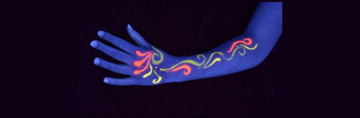 Carnevale fluo con bambini - 