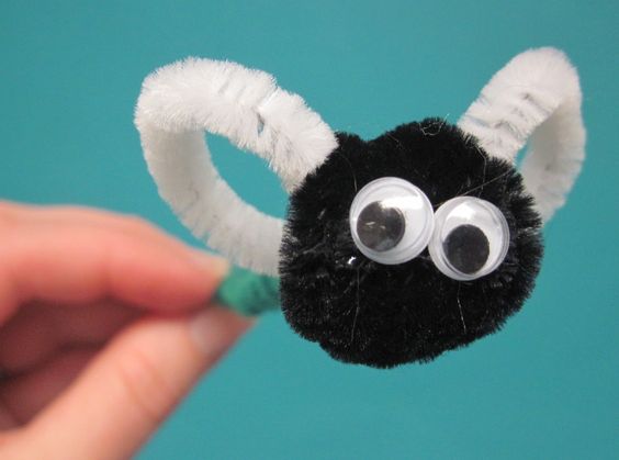 Lesson plan: "Hi fly guy"