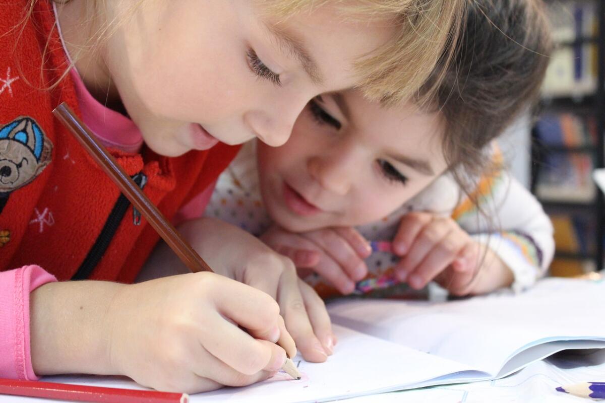 Come ottenere il silenzio in classe? Un trucchetto per calmare una classe rumorosa - 
