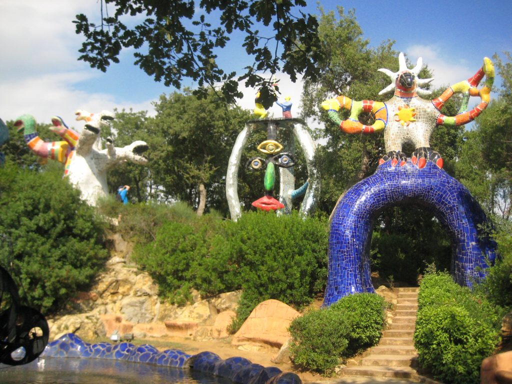 Il Giardino dei Tarocchi: un viaggio onirico