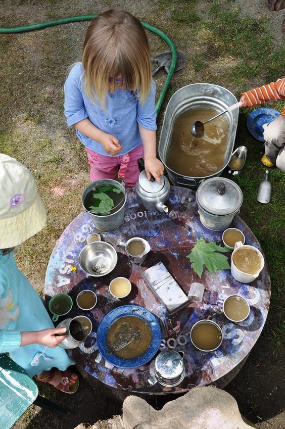cucine di fango per riconnettere i bimbi con la natura |maestraemamma.it