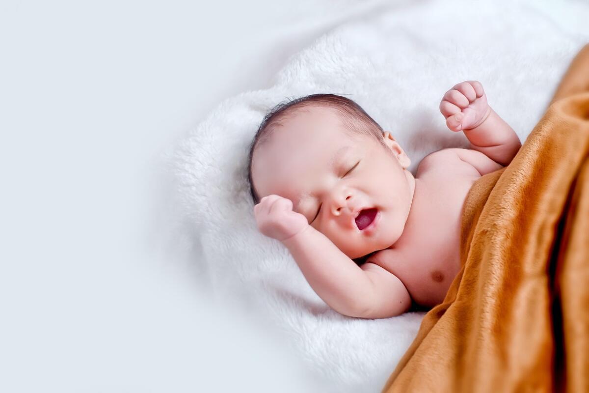 Cosa regalare al neonato? La sua pietra natale - 