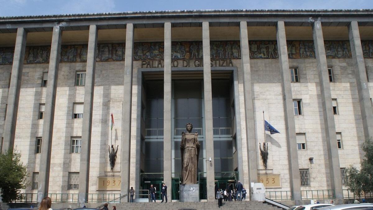 Tribunale di Catania annulla matrimonio tra anziano e giovane badante - 