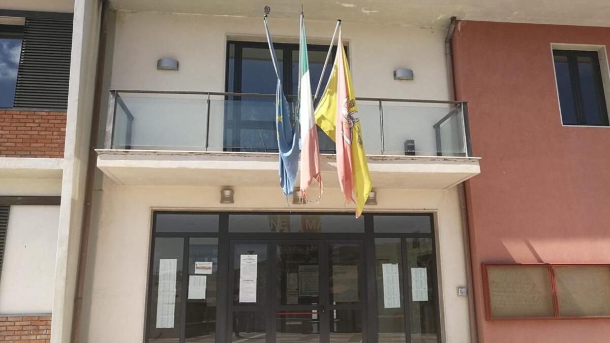 Emergenza Covid: nuova zona rossa nel catanese, e chiusura domenicale e nei festivi dei negozi - 