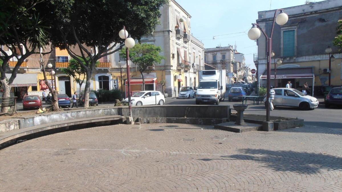 San Cristoforo: chiude l’esercizio nel rispetto del Dpcm, ma spaccia nel retro - 