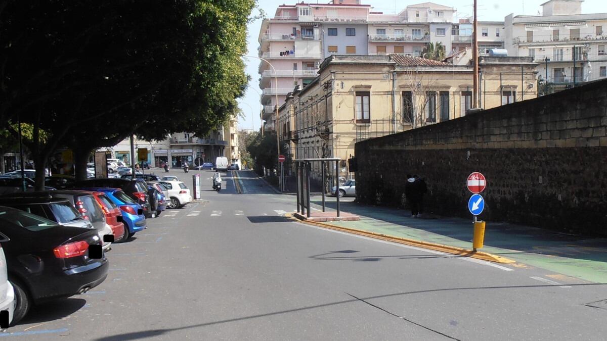 Piazza Lanza: la Polizia sventa furto d'auto (ecco i fatti) - 