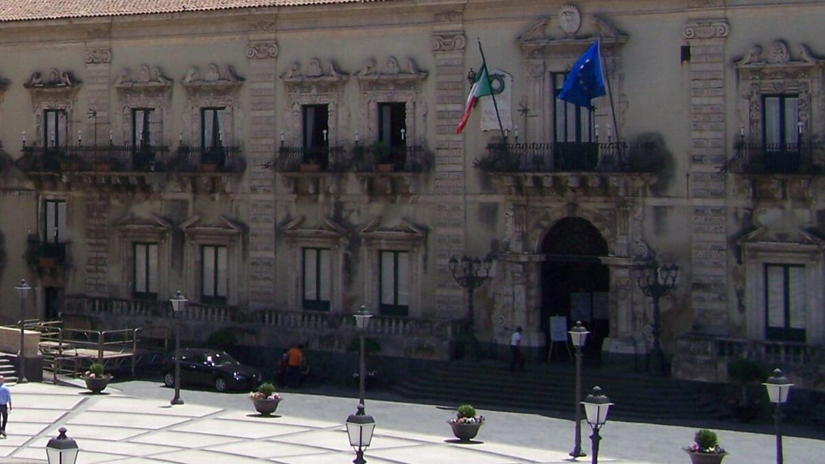 Acireale, Il Consiglio Comunale delibera nel rispetto della legalità - 