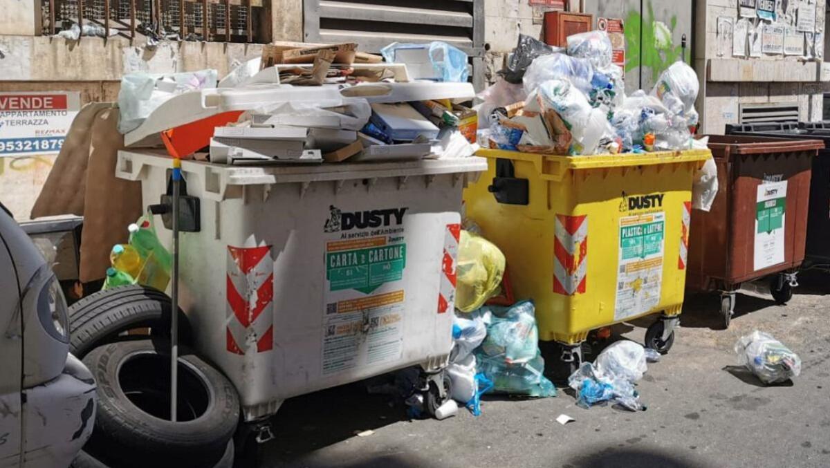Rifiuti a Catania: si ritorna alla normalità (ecco perché) - 