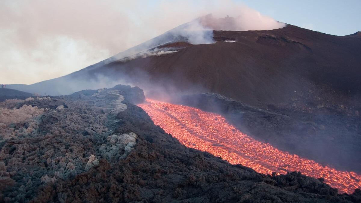 Etna: ultimo aggiornamento dell'Osservatorio Etneo - 