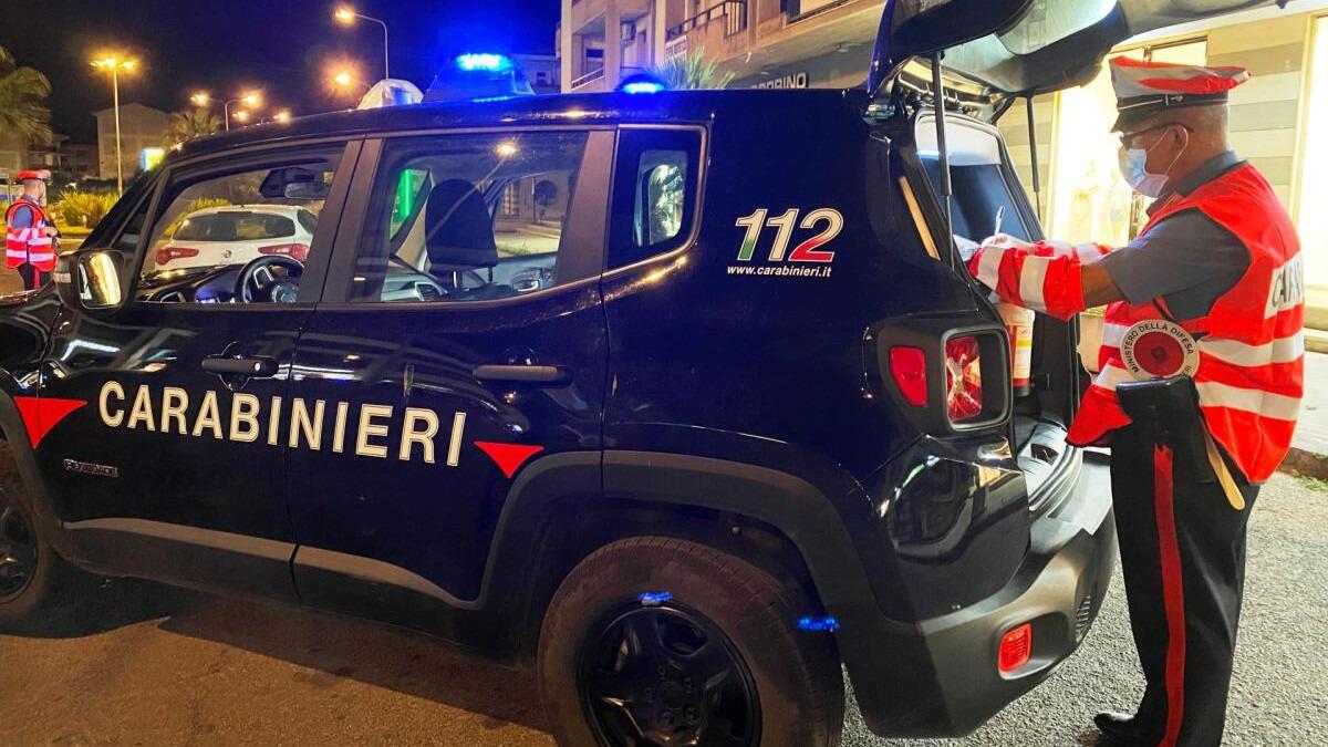 Scordia, scorta calesse trainato da cavallo: minaccia e offende i Carabinieri all’alt - 