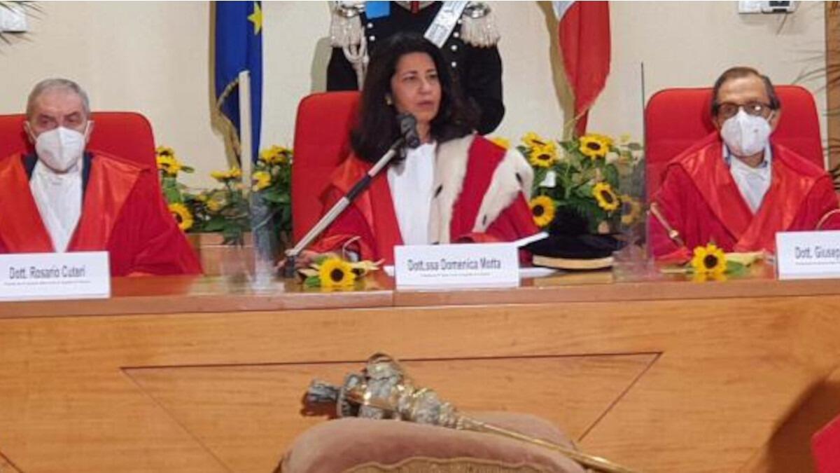 Anno Giudiziario 2021: nessun indebolimento delle strutture criminali e nuovi ruoli di rilievo per le donne. Caos logistico uffici: dodici esose sedi private - 
