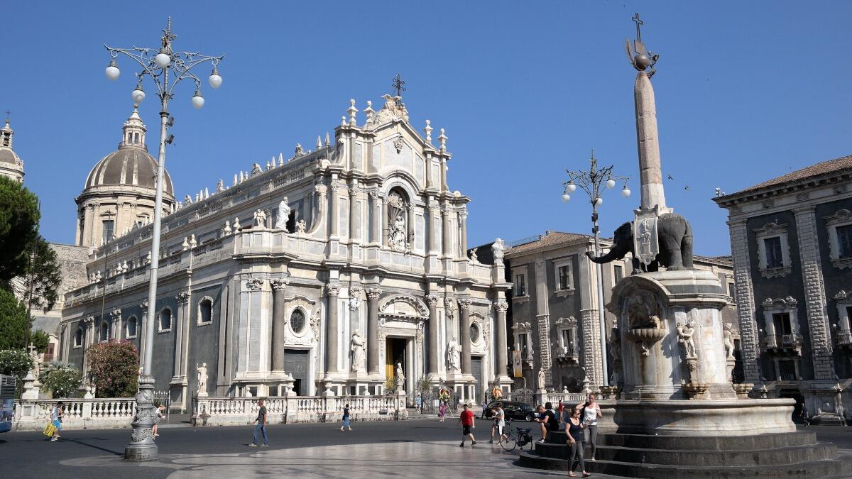 Sant’Agata: Pogliese: «Divieti e controlli rigorosi, catanesi siano responsabili». Appello al senso di responsabilità dei devoti - 