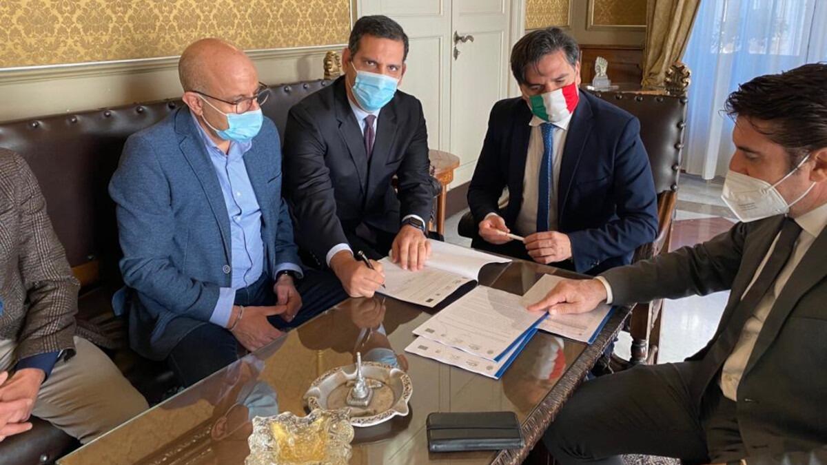 Stipulata convenzione tra Comune e AMT, Pogliese: "Una modalità completamente nuova per Catania" - 