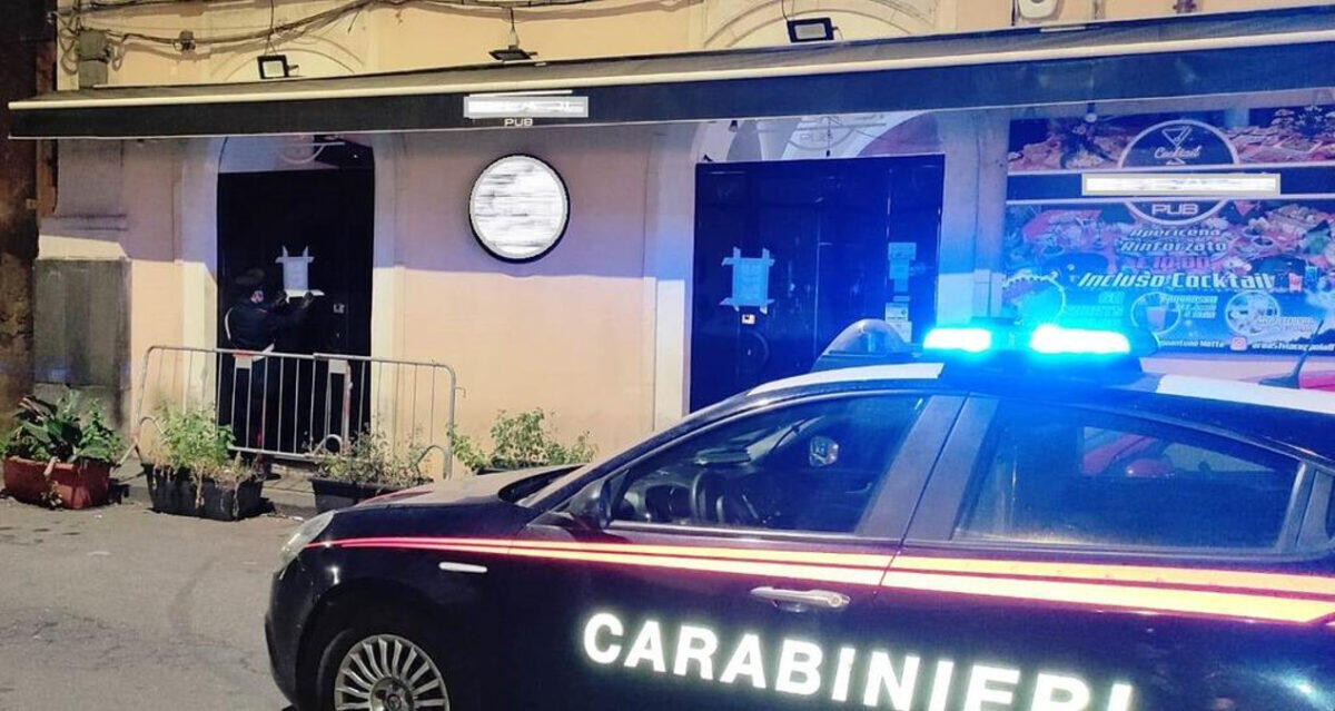 Catania, pub chiuso e clienti sanzionati per aver violato il coprifuoco - 