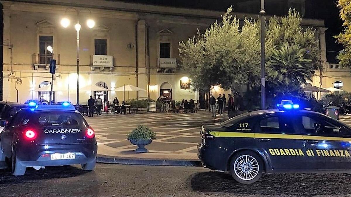Paternò: nuove sanzioni e denunce nel corso dei controlli anticovid - 