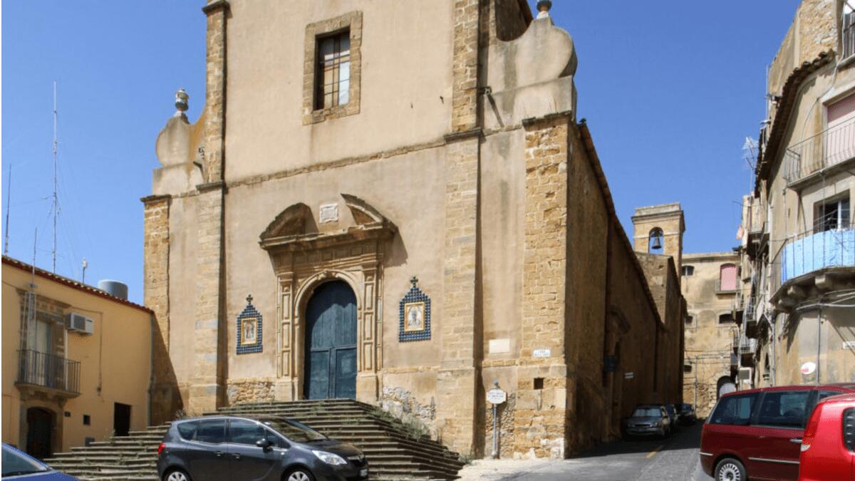 Caltagirone: tre multe per abbandono di rifiuti, l’Amministrazione promuove l’attività “punitiva” - 