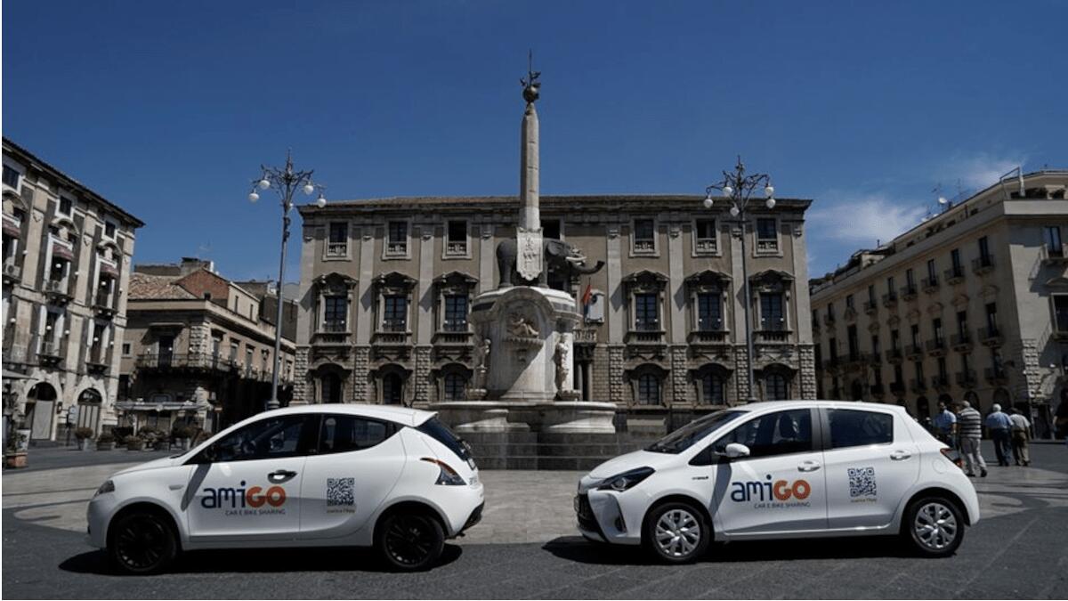 Pregiudicato rapina punto vendita fuggendo con un auto noleggiata a suo nome - 