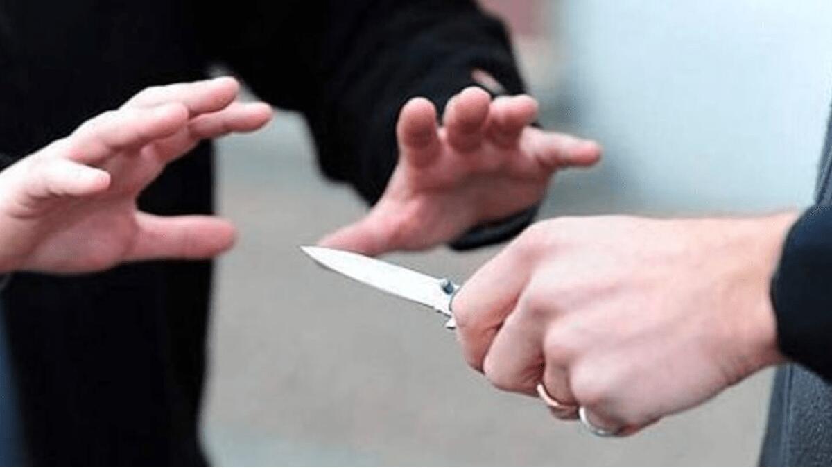 Accoltellarono minore nei pressi di piazza Stesicoro: in carcere ed istituto penale minorile giovani e minori della spedizione punitiva - 