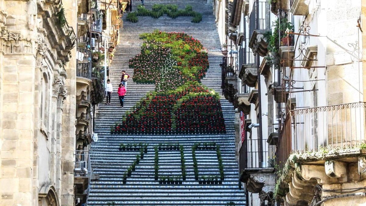 700° anniversario della morte di Dante Alighieri, Caltagirone lo celebra con la "Scala Infiorata" - 
