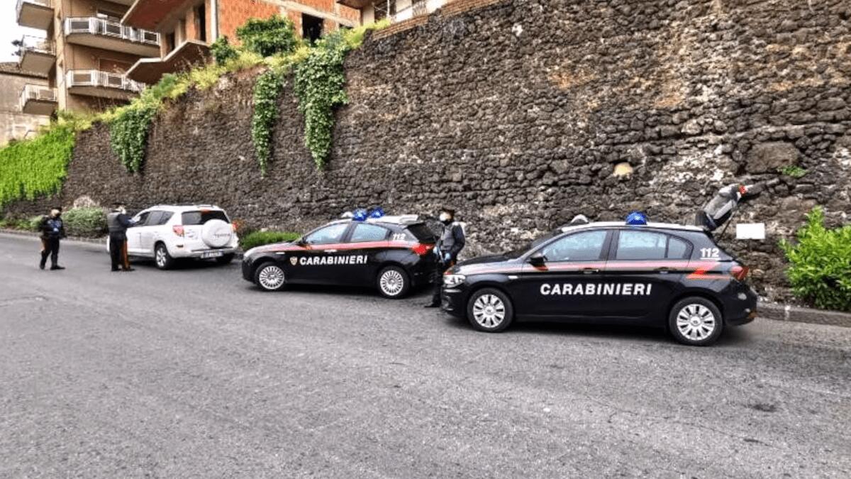 Randazzo: identificate 41 persone, controllati 31 autoveicoli ed elevate numerose sanzioni amministrative - 