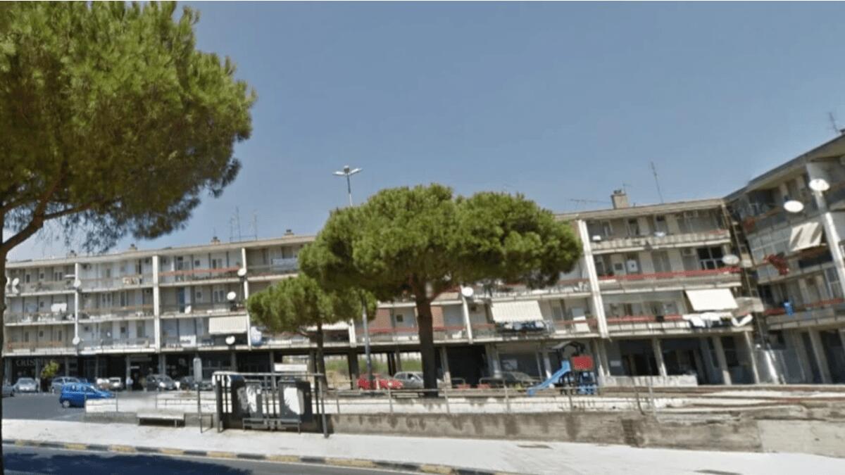 Zia Lisa: distrugge panificio della moglie e la minaccia mentre è in Questura a denunciarlo per l’ennesima volta - 