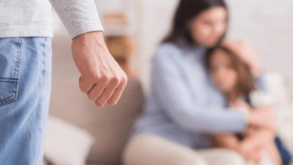 Marito “padrone” aggredisce con estrema violenza la compagna, scatta il codice rosso - 