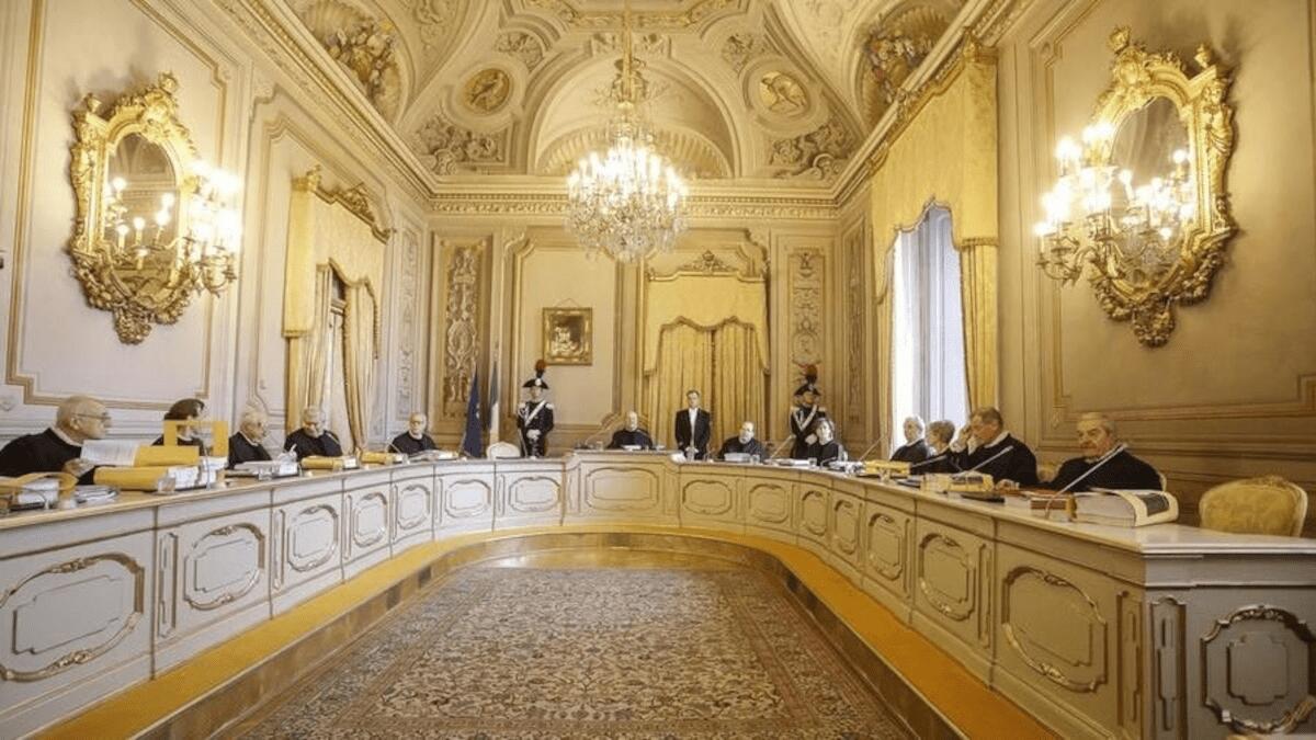 I mafiosi hanno diritto ai sussidi anche se scontano la pena fuori dal carcere - 