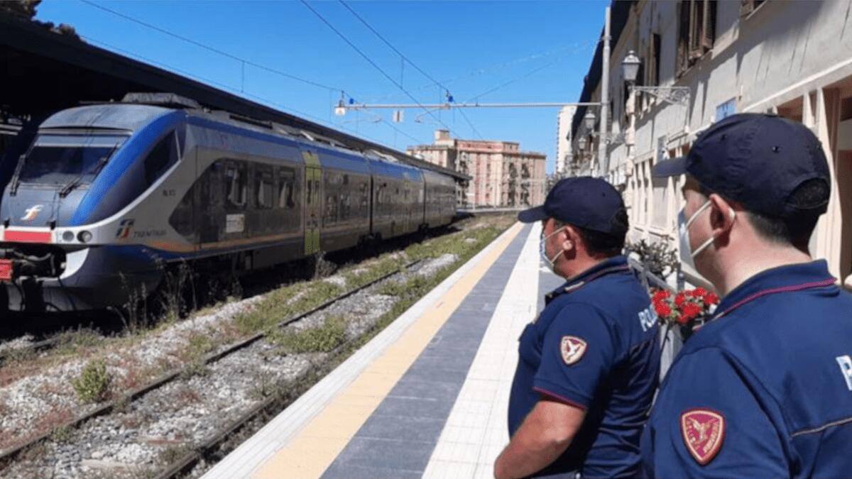 VIII operazione “Stazioni Sicure”: 25 stazioni siciliane controllate, unità cinofile a Catania - 