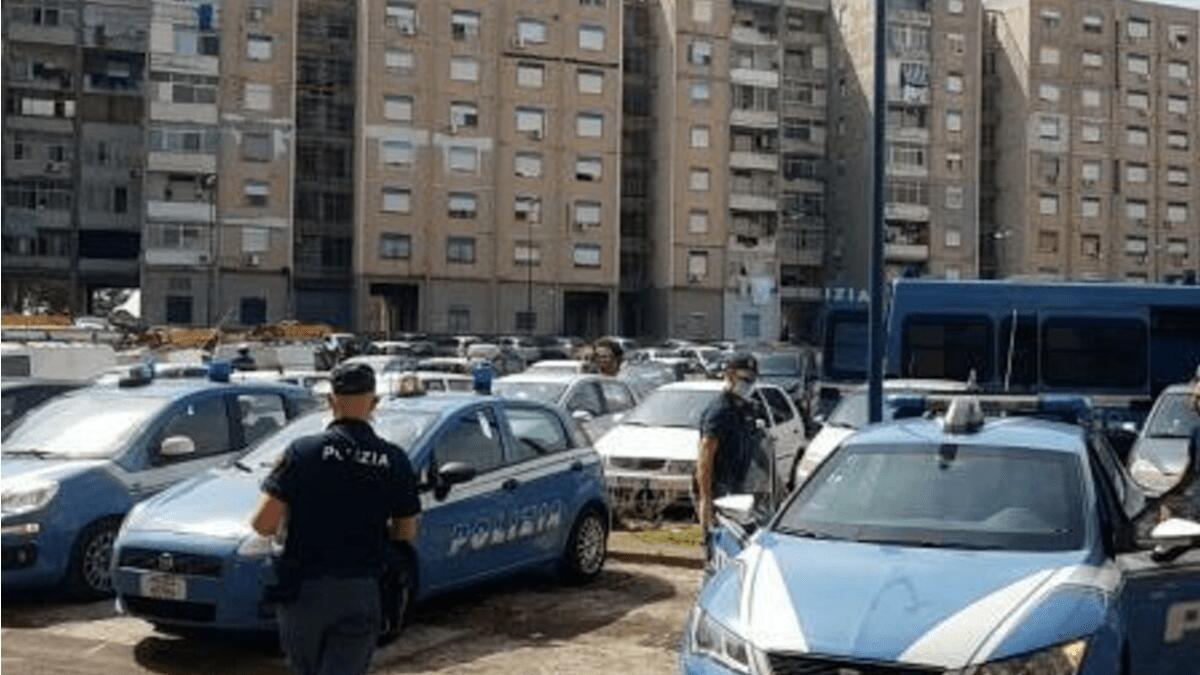 Controllano che sia in casa ai domiciliari scoprendo furto d’elettricità e occupazione abusiva (I FATTI) - 