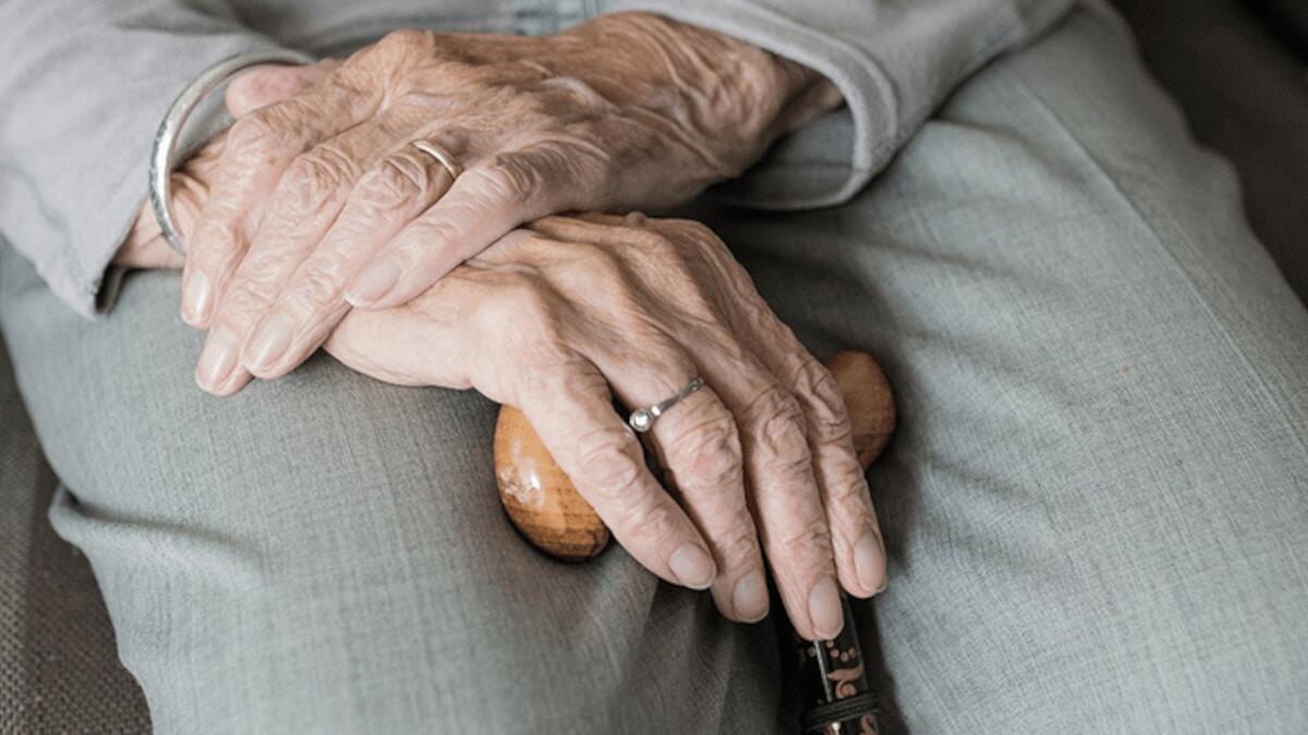 Picchia i genitori e non è la prima volta: frattura al femore per il padre (I FATTI) - 