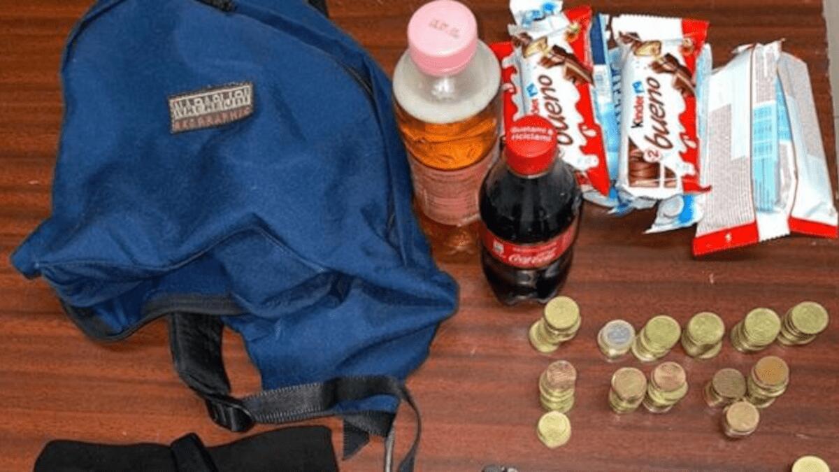 S’introducono in un deposito per rubare merendine e monetine (I DETTAGLI) - 