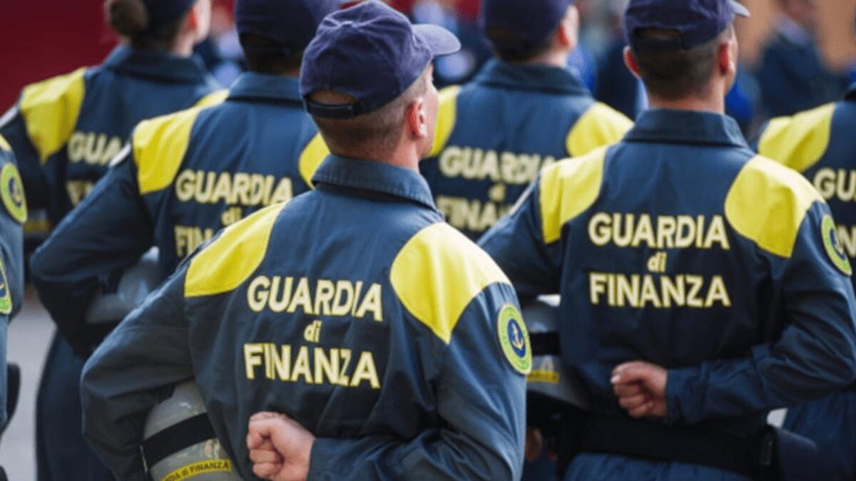 Guardia di Finanza: concorso per il reclutamento di 1409 allievi finanzieri (BANDO E REQUISITI) - 