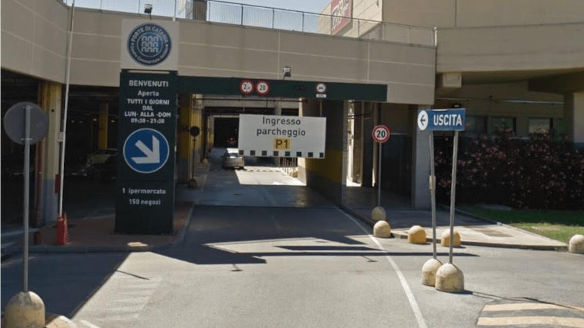 Pregiudicato in auto si aggira sospettosamente a Porte di Catania, danneggiati veicoli nella fuga (I FATTI) - 