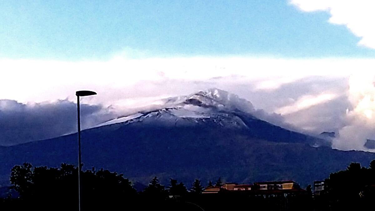 Prima neve sull'Etna, temperature a ribasso - 