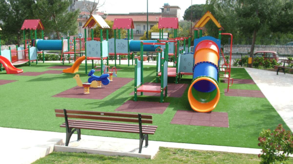 Comune stanzia oltre 300.000 euro per realizzare parco giochi, bambinopoli e nuovi spazi per bambini - 