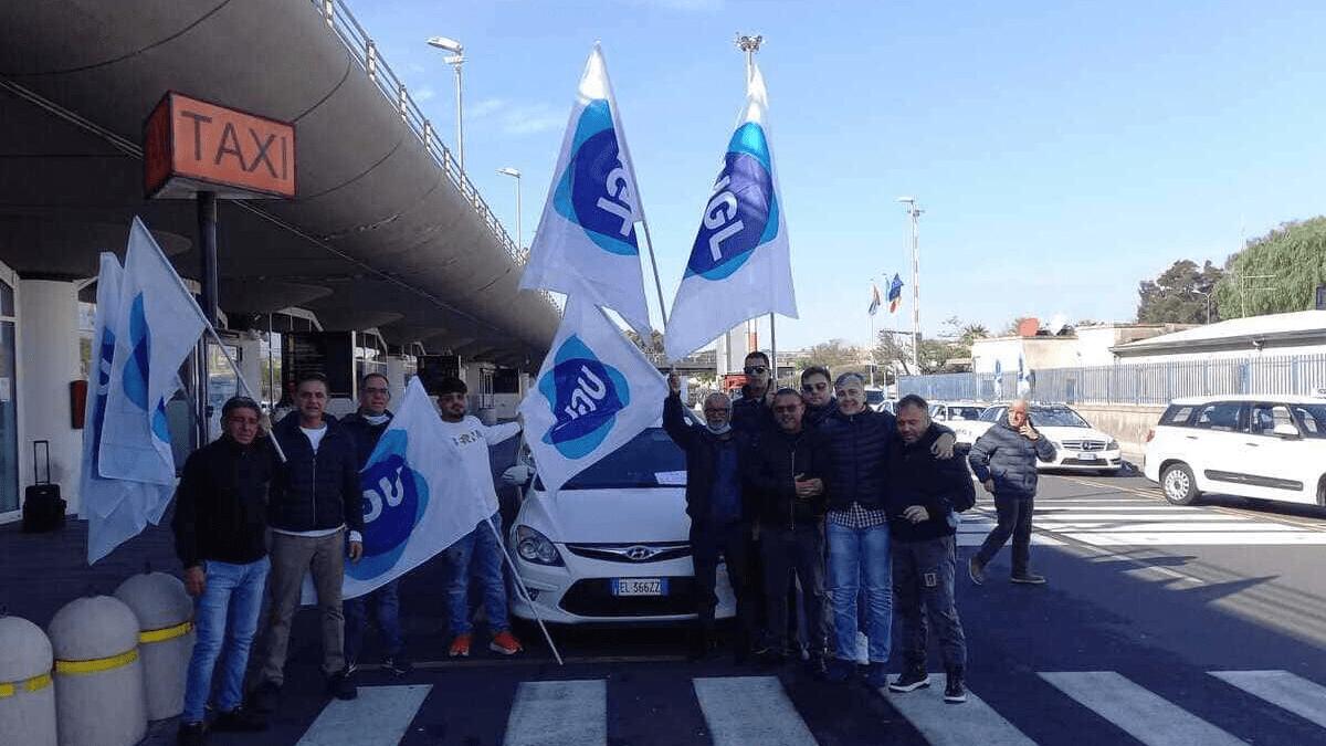 Sciopero nazionale dei Taxi, Ugl: «Intero settore massacrato dall’abusivismo» - 