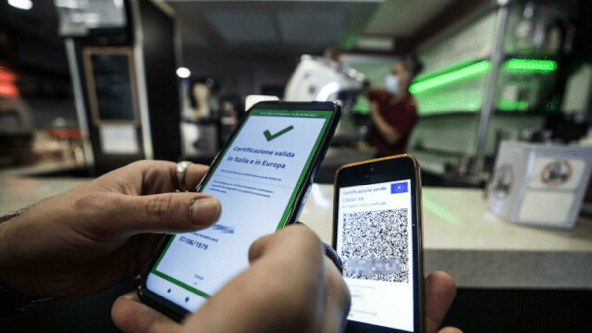 Controlli anti Covid: bar sanzionati anche per l’ingresso senza Green Pass - 