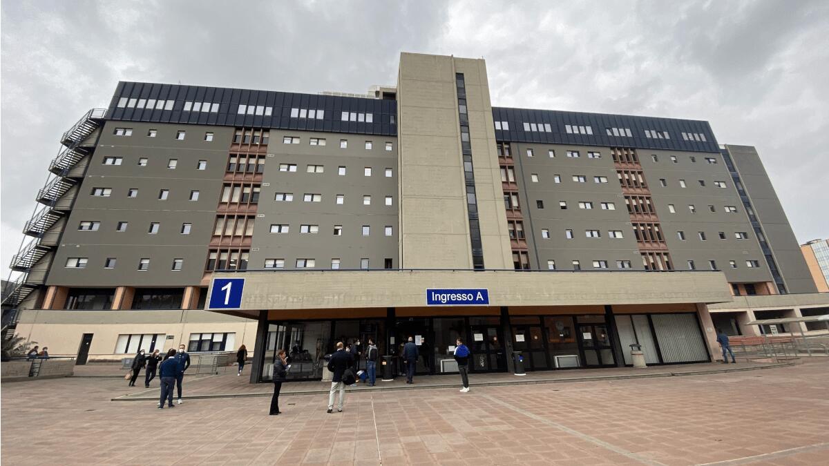 Inaugurate due nuove terapie subintensive al Policlinico alla presenza del Presidente Musumeci - 