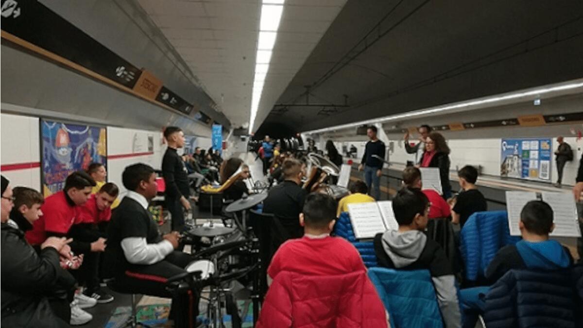 Natale a Catania: concerti in metropolitana, eco-presepi, danza e alberi solidali - 