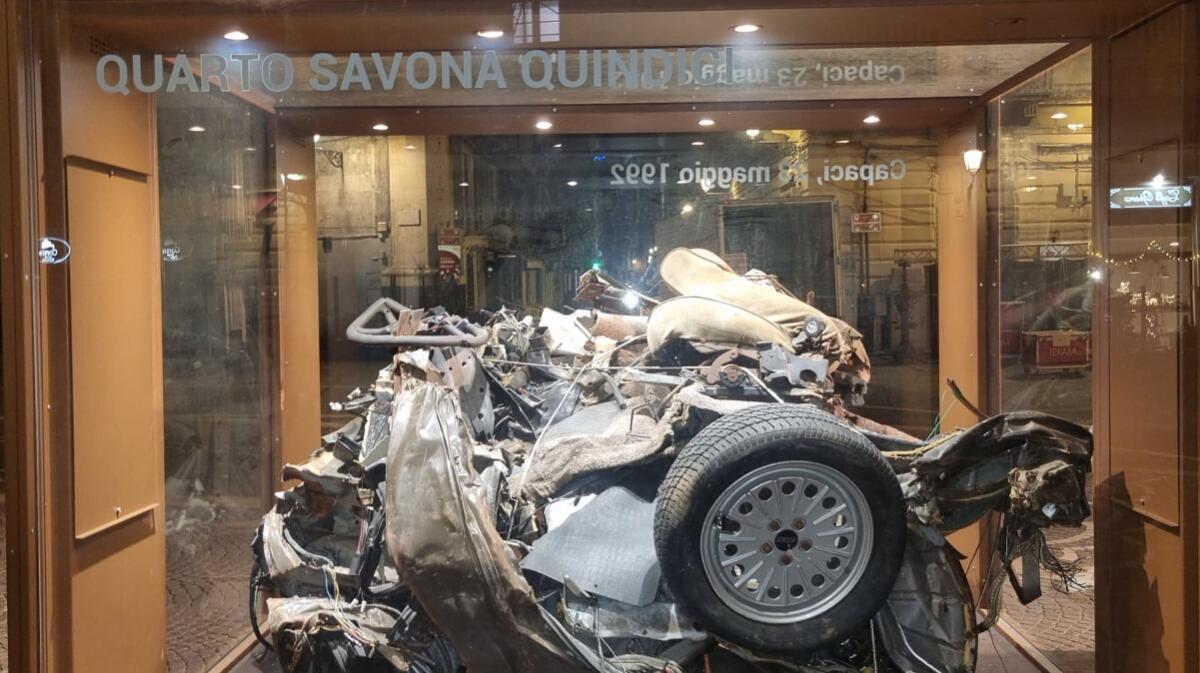 L'auto della scorta di Falcone in esposizione fino a domani: ecco dove - 
