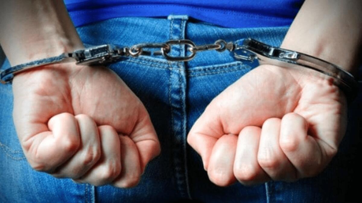 Soggetto agli arresti domiciliari si macchia del reato di evasione ma non va in carcere - 