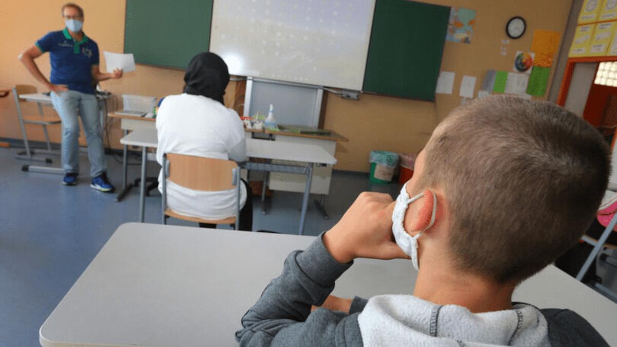 Riapertura scuole rinviata di tre giorni in Sicilia causa Covid - 
