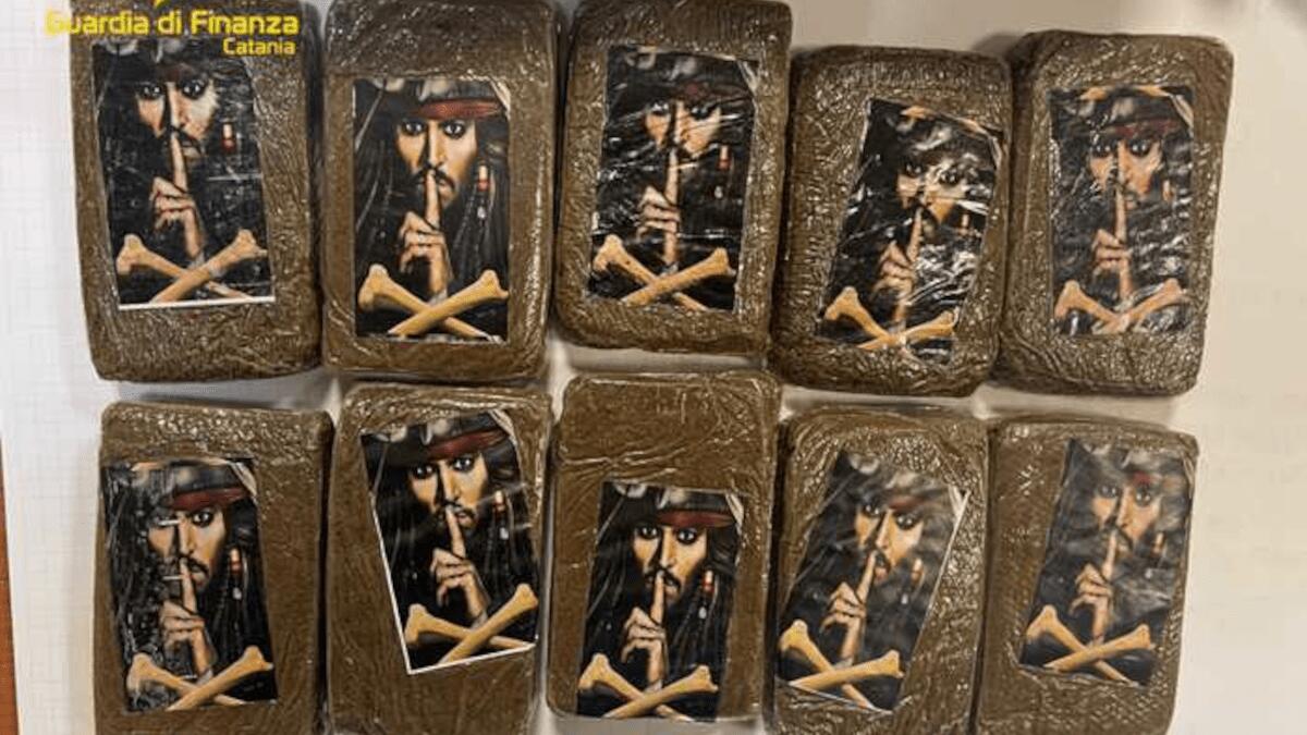 Disoccupato fermato al casello autostradale con 11 kg di droga: è percettore del Reddito di Cittadinanza - 