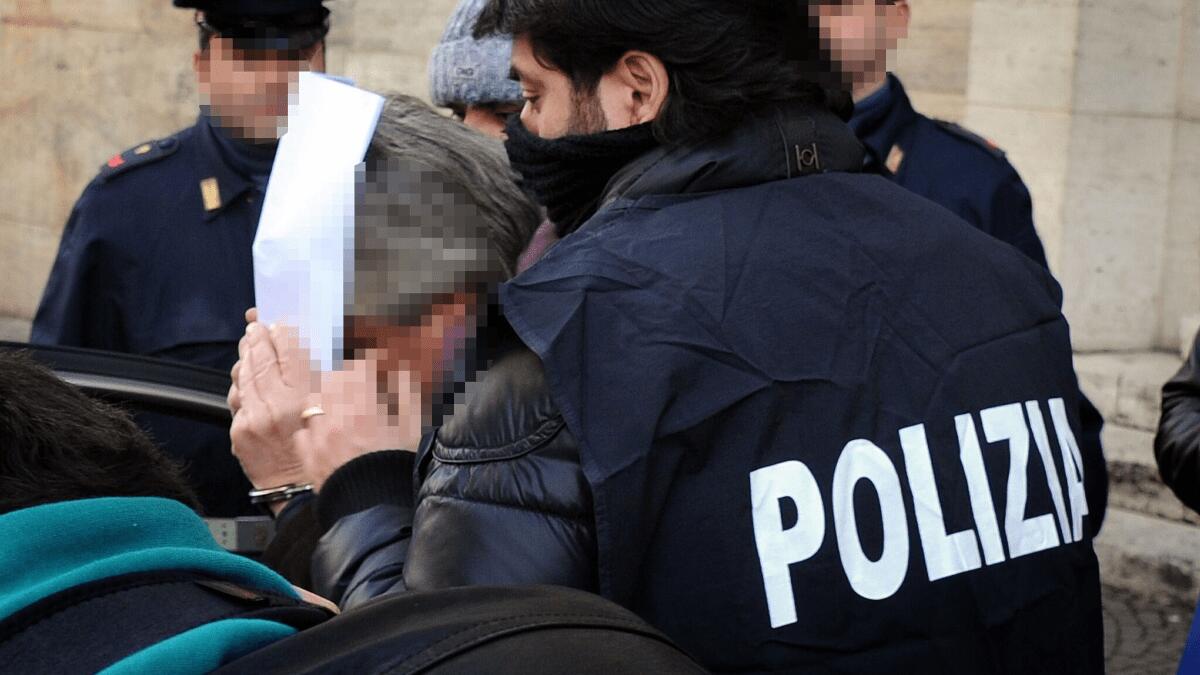 Litiga in famiglia e interviene la Polizia: scoperto latitante sfuggito sinora a quasi 13 anni di carcere - 