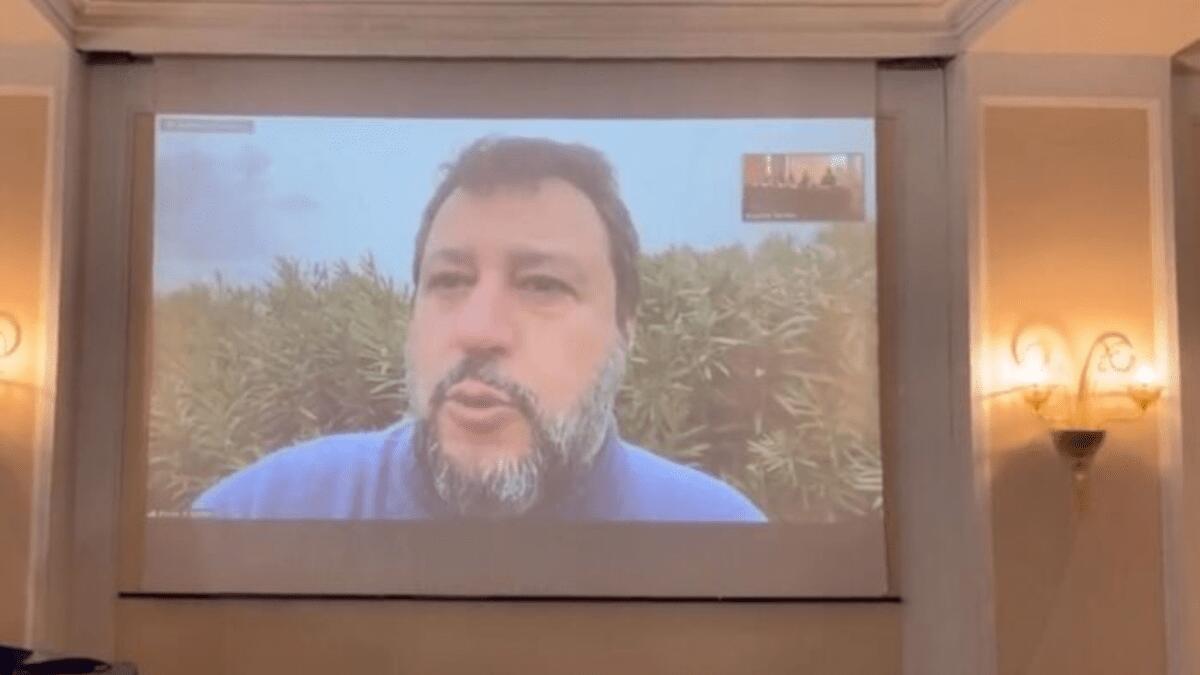 Salvini durante convegno a Catania: «Classe dirigente incapace su acqua e rifiuti» - 